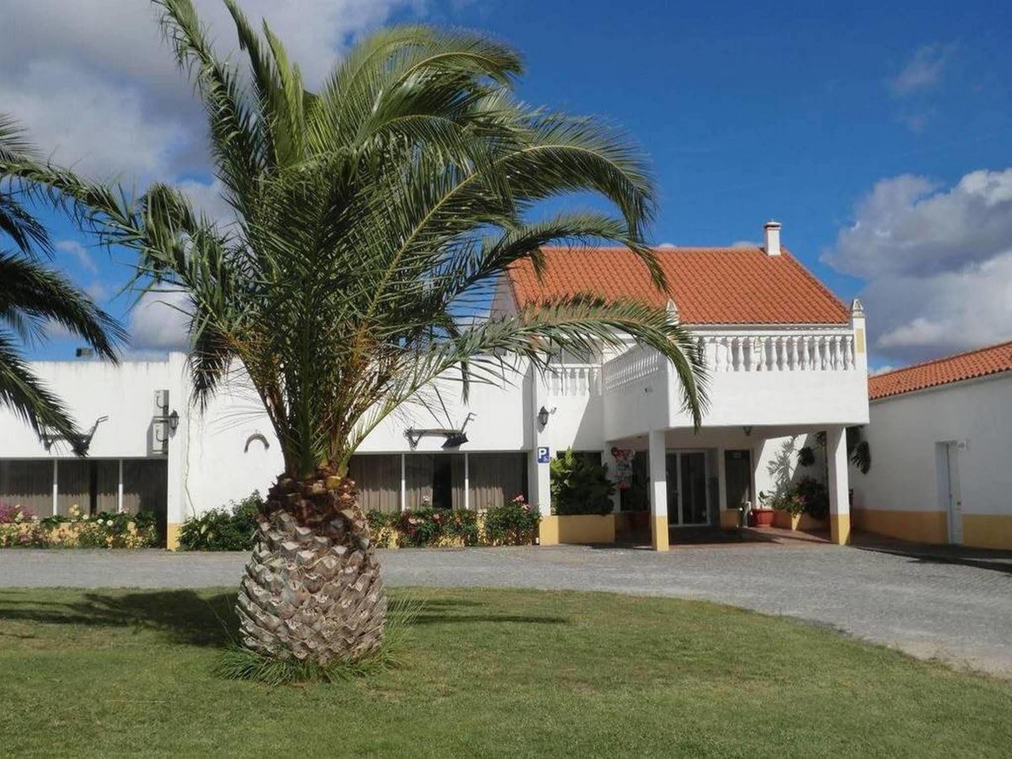 Alter do Chão Varandas De Alter Hotel & Spa מראה חיצוני תמונה